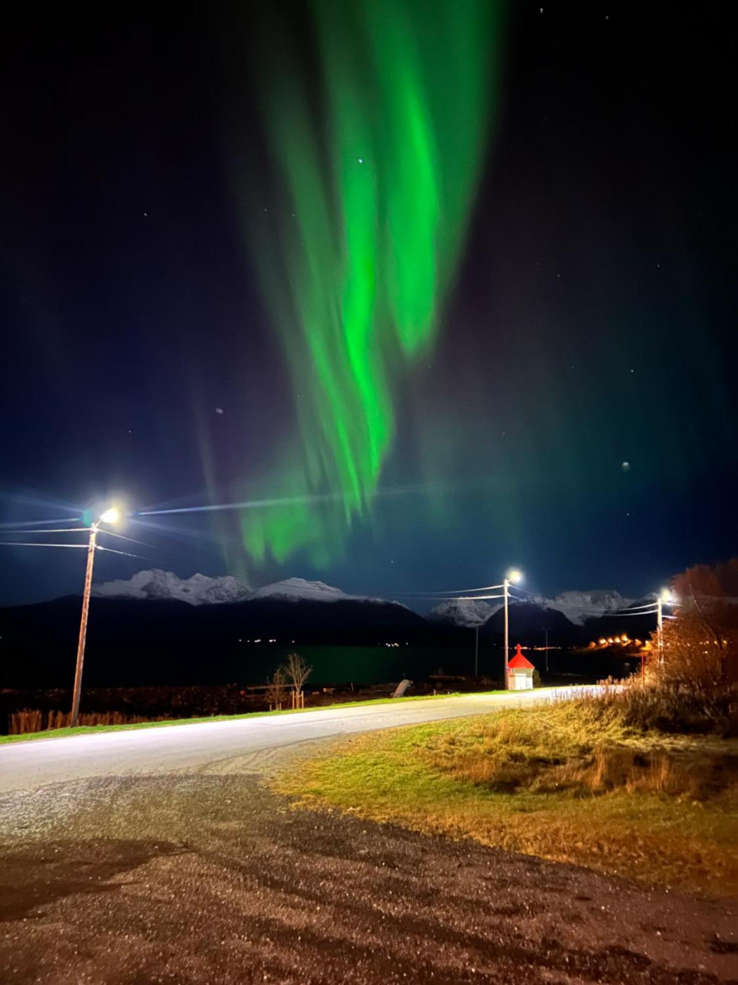 Alpan Apartments, Lyngenfjord Olderdalen Екстер'єр фото