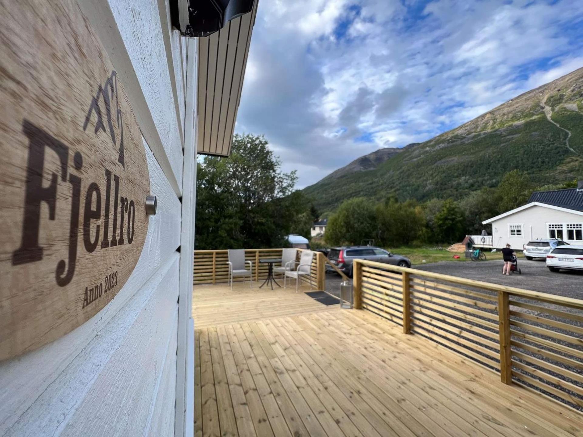 Alpan Apartments, Lyngenfjord Olderdalen Екстер'єр фото