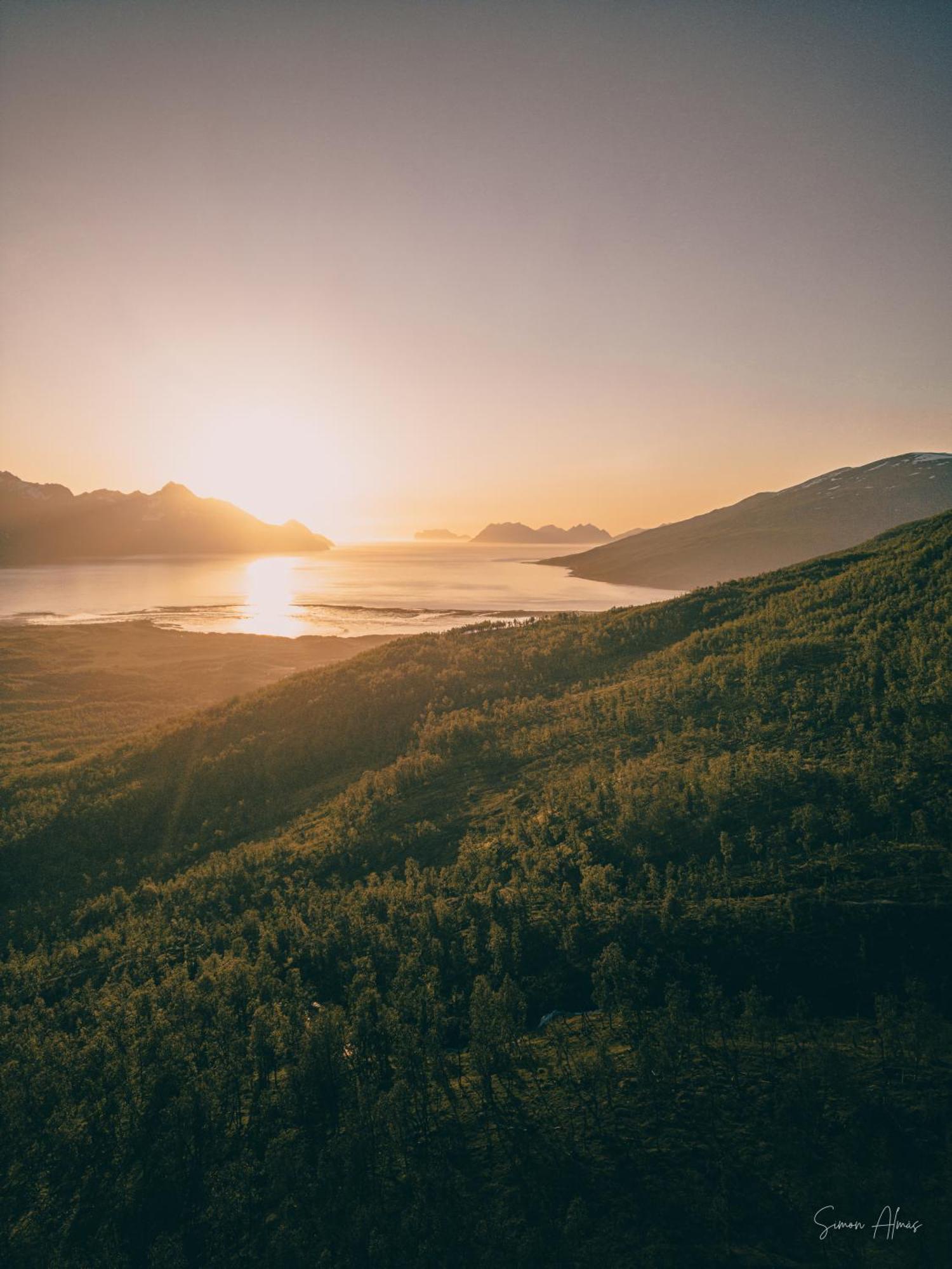 Alpan Apartments, Lyngenfjord Olderdalen Екстер'єр фото