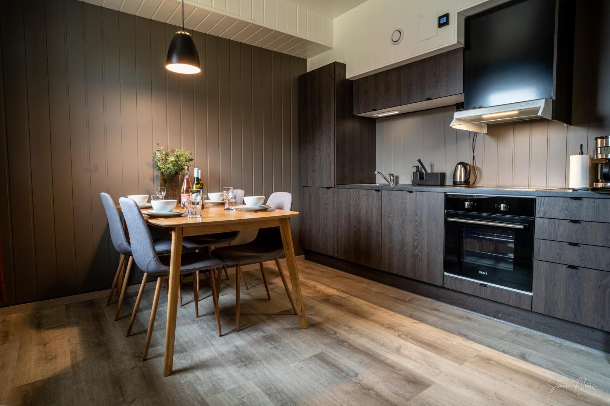 Alpan Apartments, Lyngenfjord Olderdalen Екстер'єр фото
