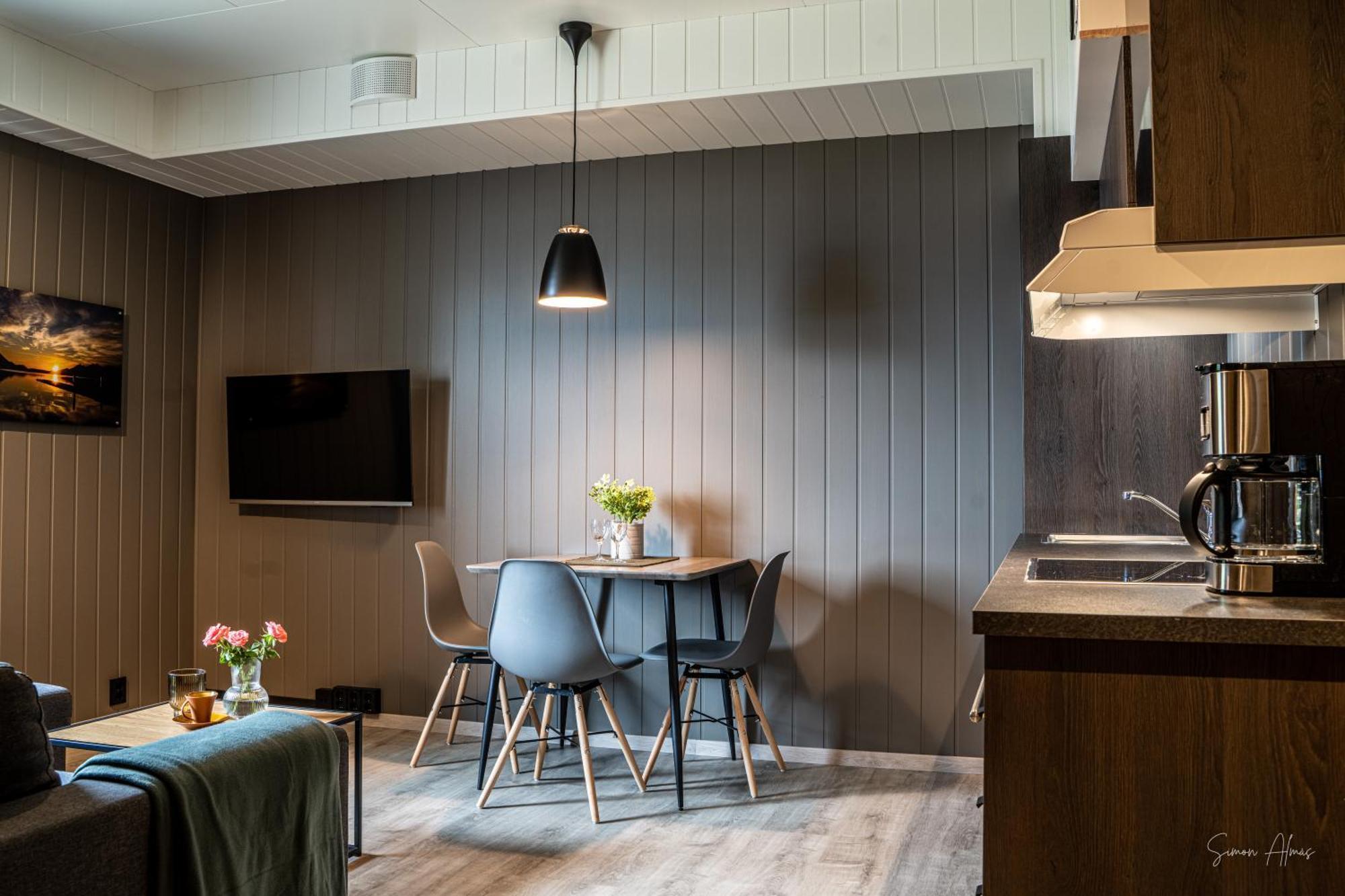 Alpan Apartments, Lyngenfjord Olderdalen Екстер'єр фото