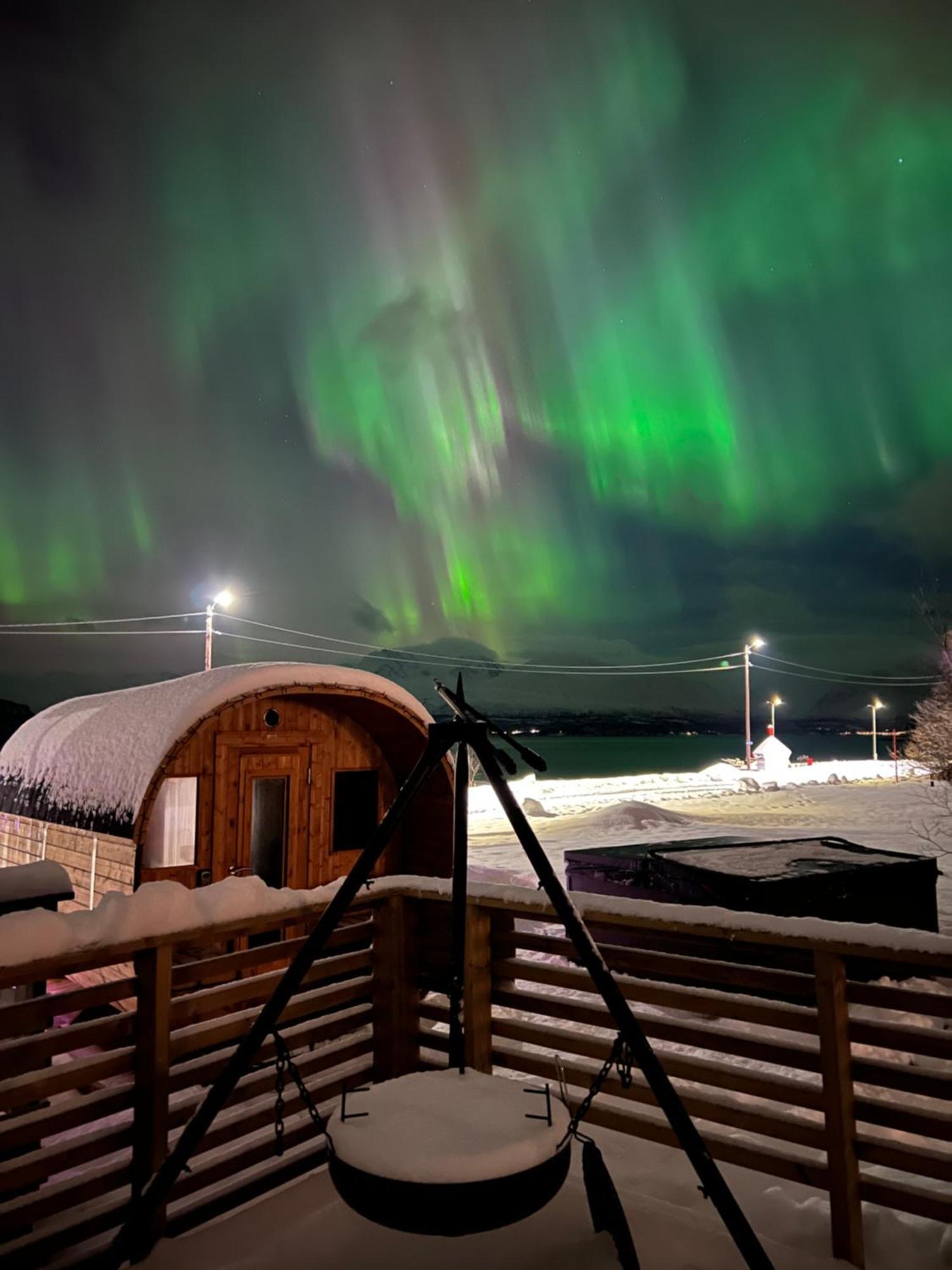 Alpan Apartments, Lyngenfjord Olderdalen Екстер'єр фото