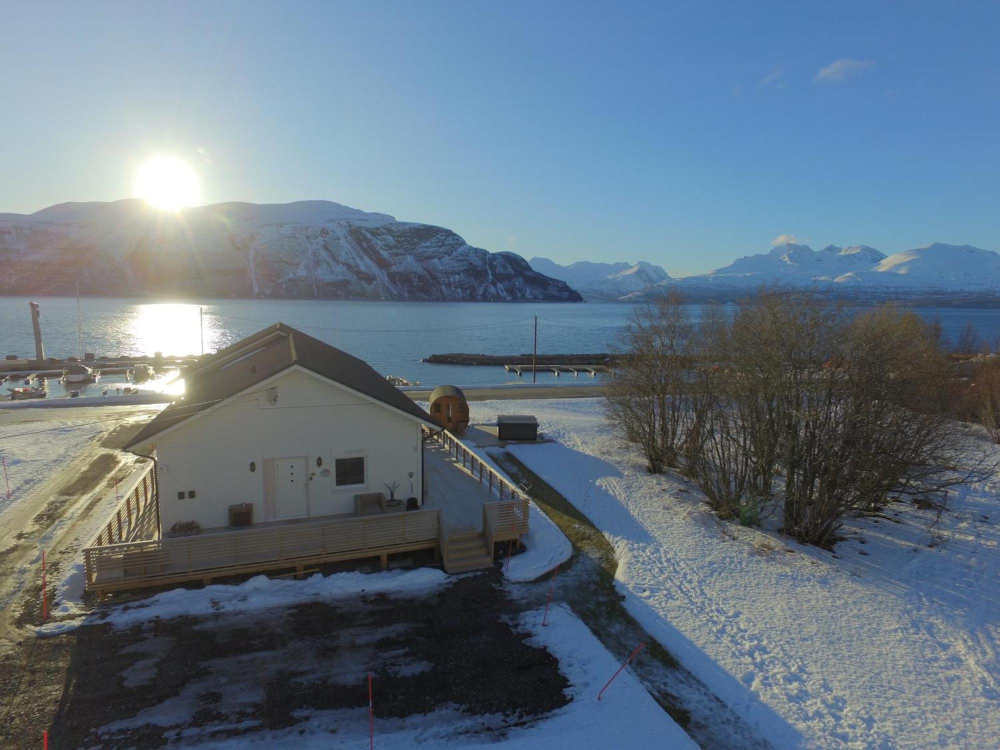 Alpan Apartments, Lyngenfjord Olderdalen Екстер'єр фото
